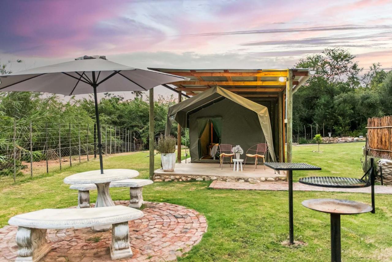 Schoemanshoek Glamping&Self Catering Oudtshoorn Bagian luar foto
