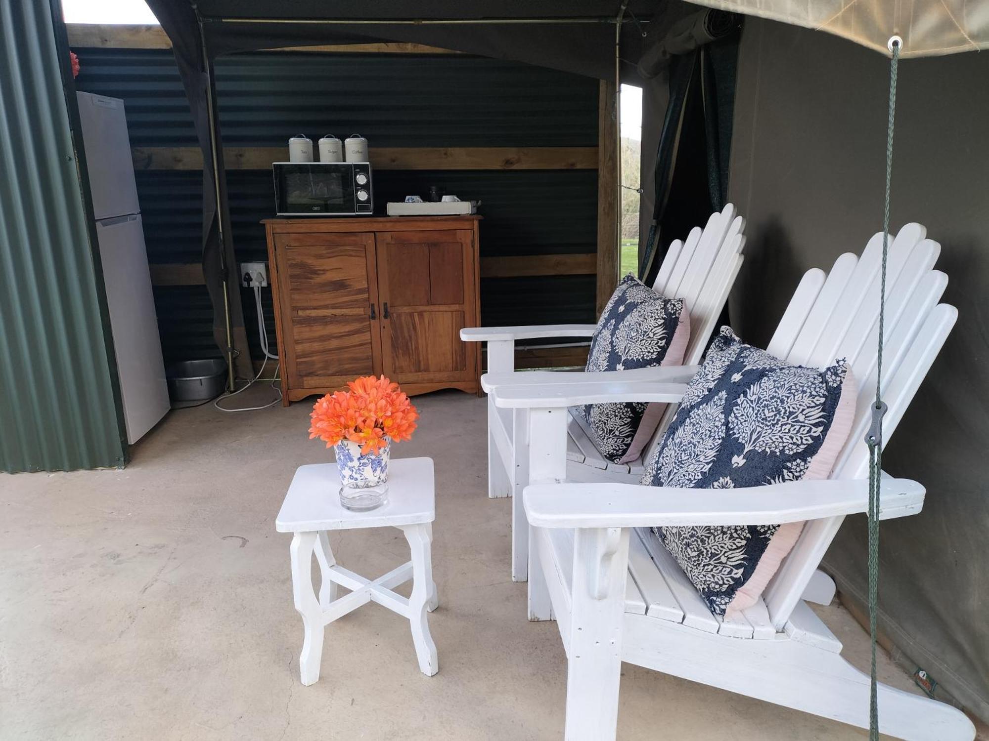 Schoemanshoek Glamping&Self Catering Oudtshoorn Bagian luar foto